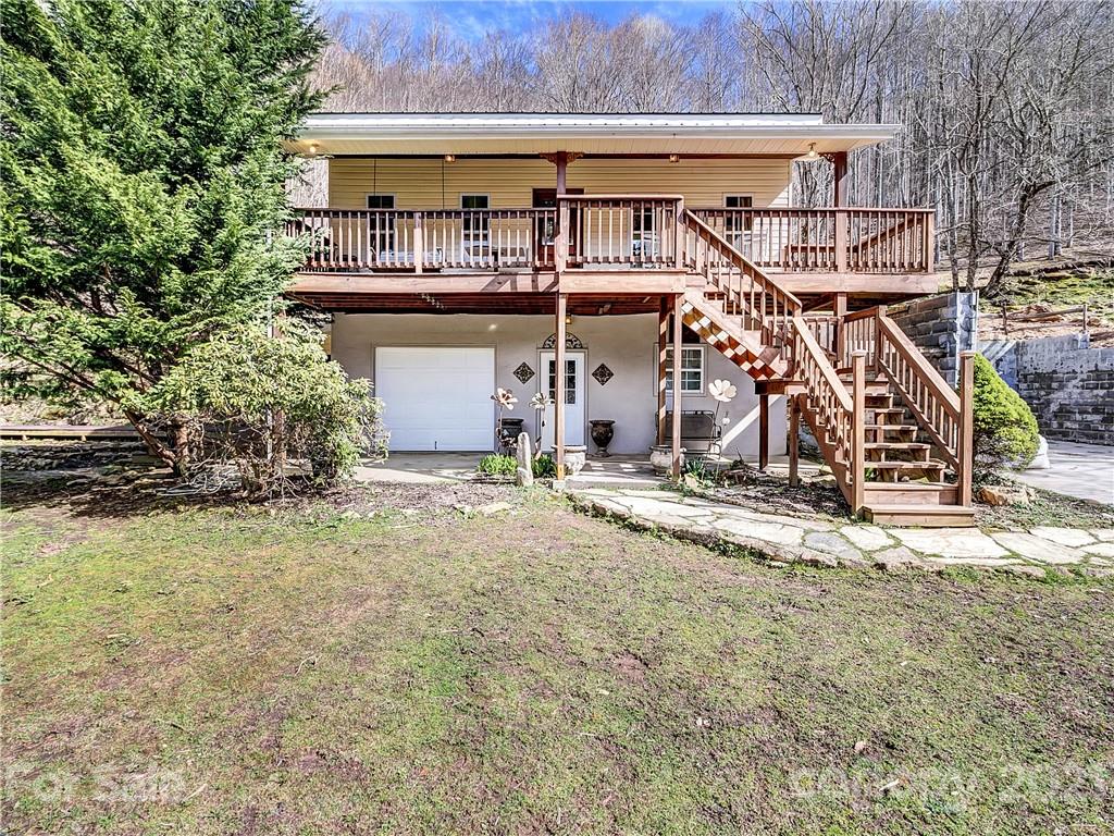 1511 Bee Log Road Burnsville NC 28714