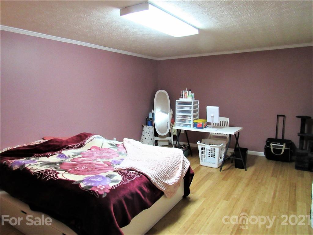 280 Pioneer Drive Waynesville NC 28786