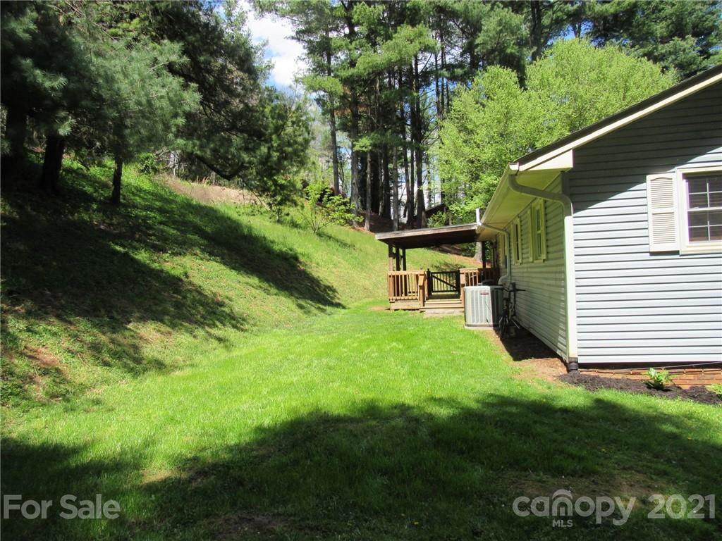 280 Pioneer Drive Waynesville NC 28786