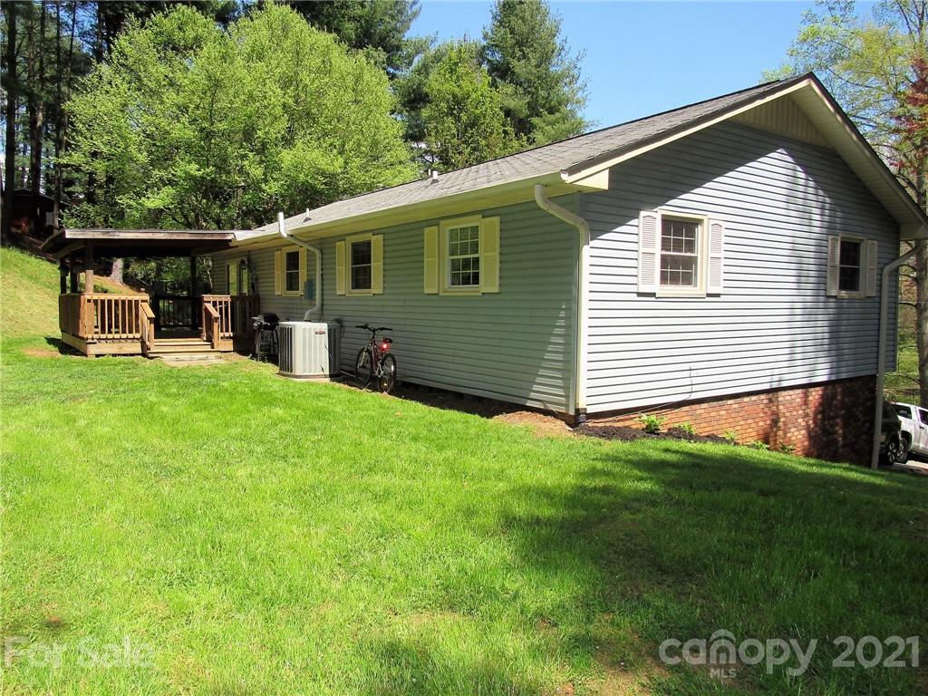280 Pioneer Drive Waynesville NC 28786