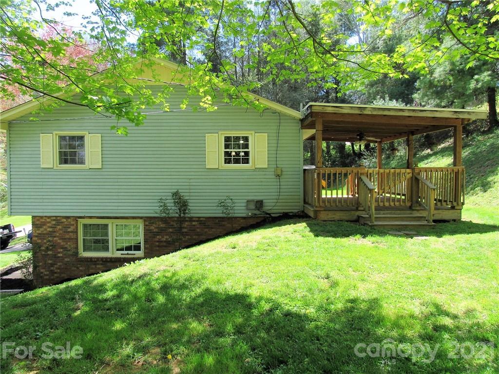 280 Pioneer Drive Waynesville NC 28786