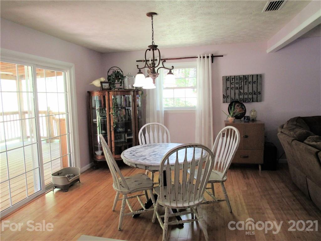 280 Pioneer Drive Waynesville NC 28786