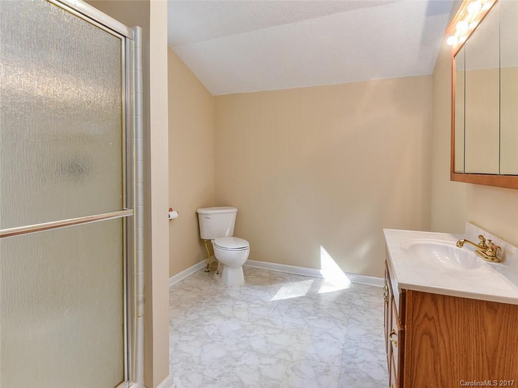 5 Moss Lane Arden NC 28704