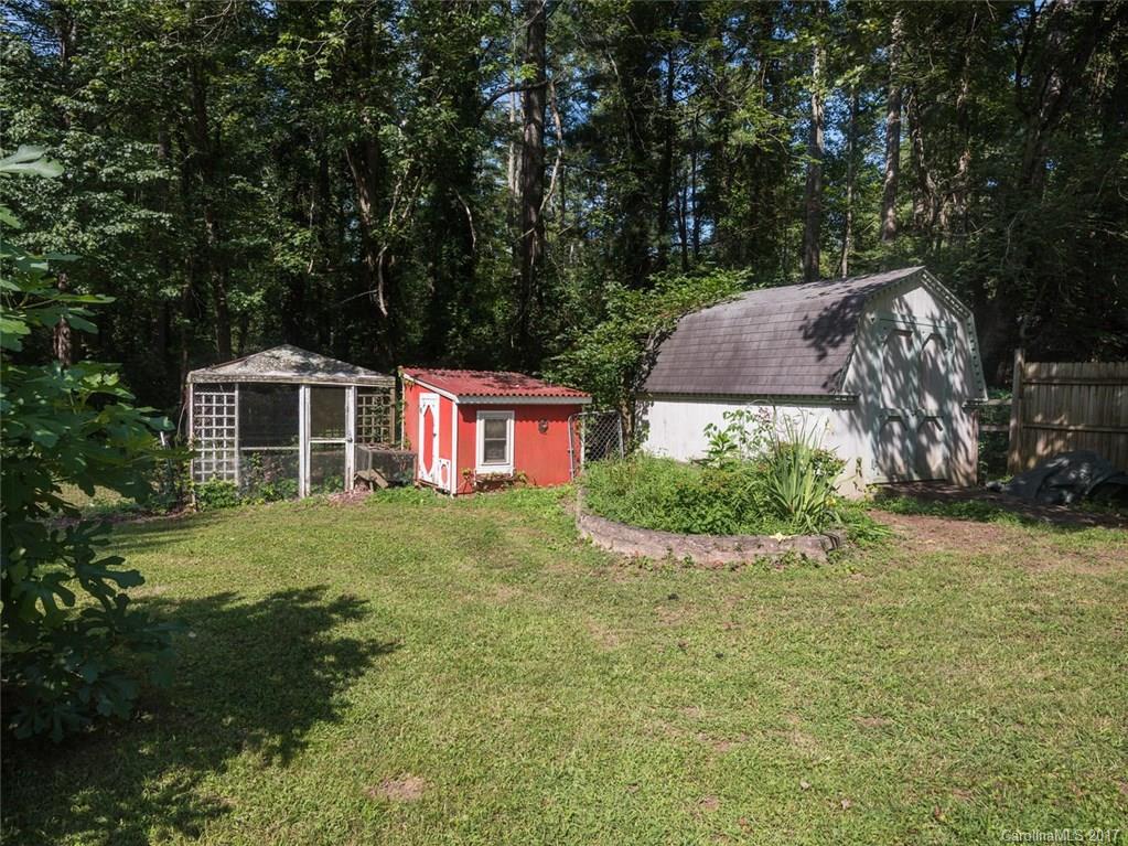 5 Moss Lane Arden NC 28704
