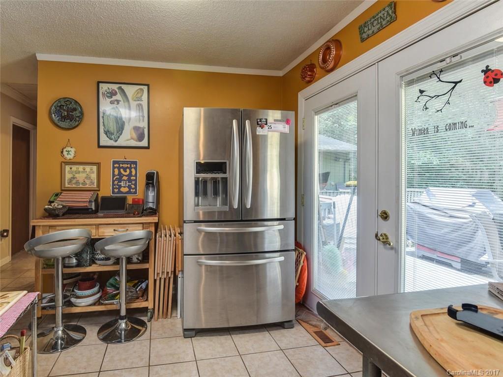 5 Moss Lane Arden NC 28704