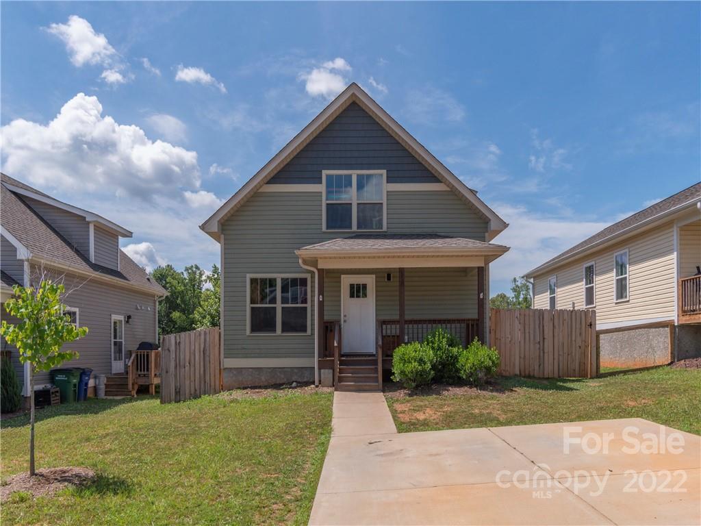 18 Yarrow Meadow Road Weaverville NC 28787