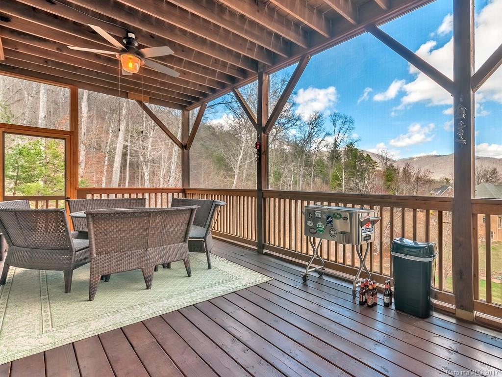 95 Willow Farm Road Fairview NC 28730