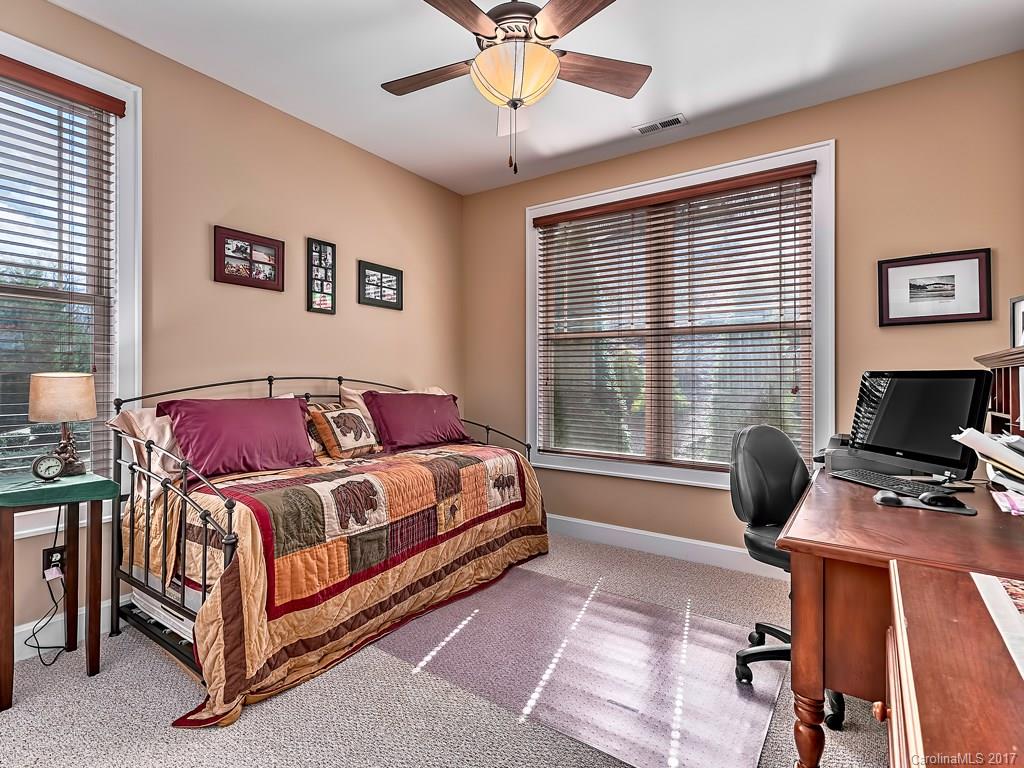 95 Willow Farm Road Fairview NC 28730