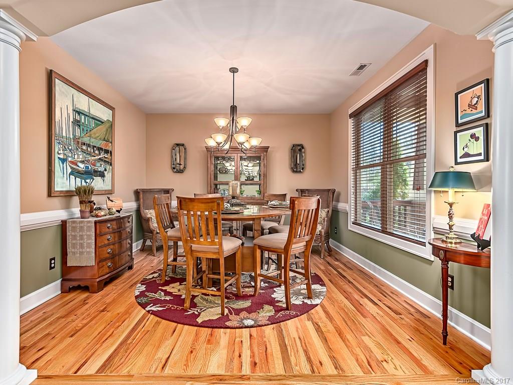 95 Willow Farm Road Fairview NC 28730
