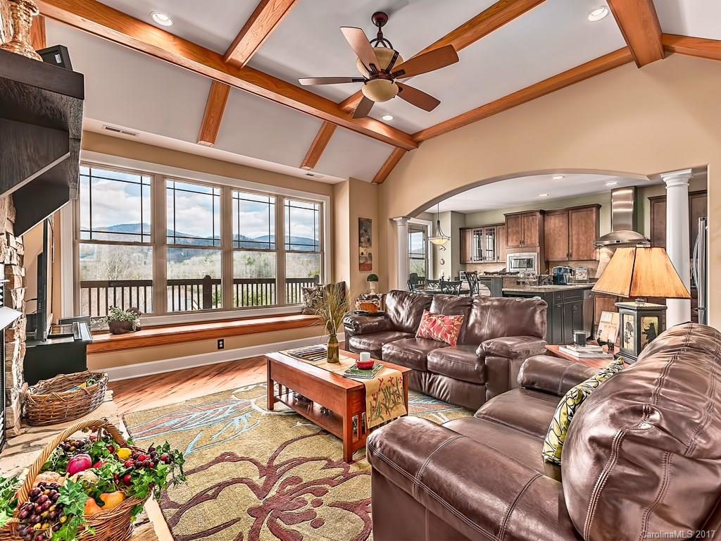 95 Willow Farm Road Fairview NC 28730