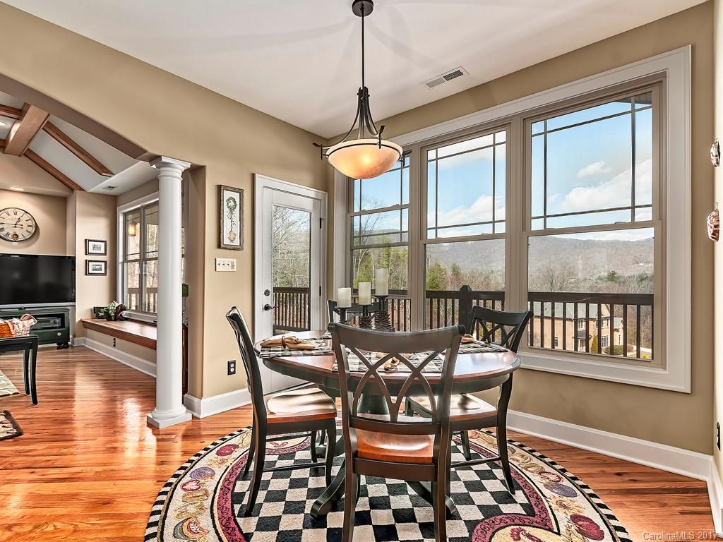 95 Willow Farm Road Fairview NC 28730
