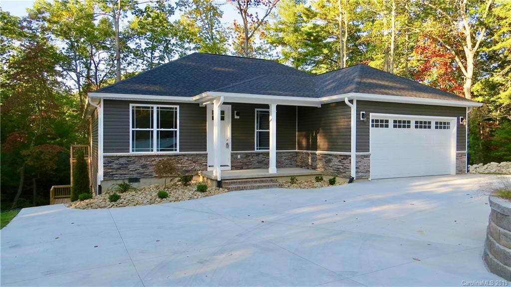 103 Willow Run Lane Zirconia NC 28790