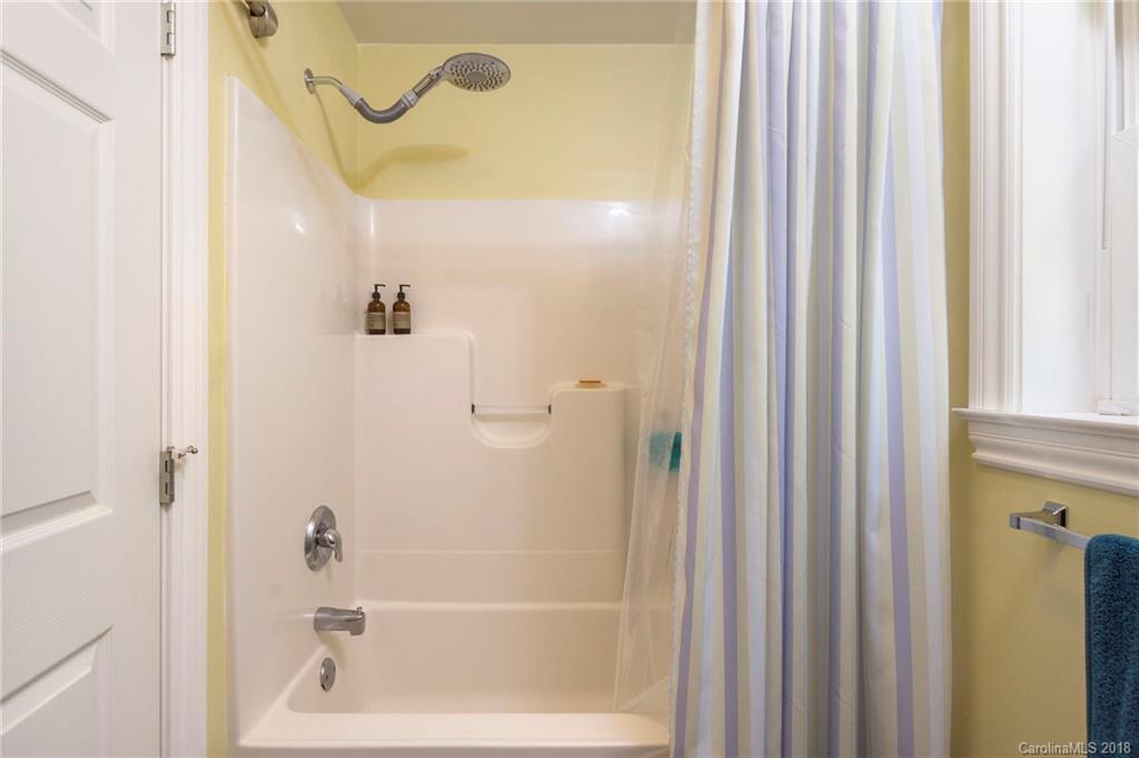11 Asbury Cottage Drive Candler NC 28715