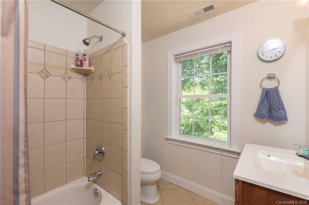 11 Asbury Cottage Drive Candler NC 28715