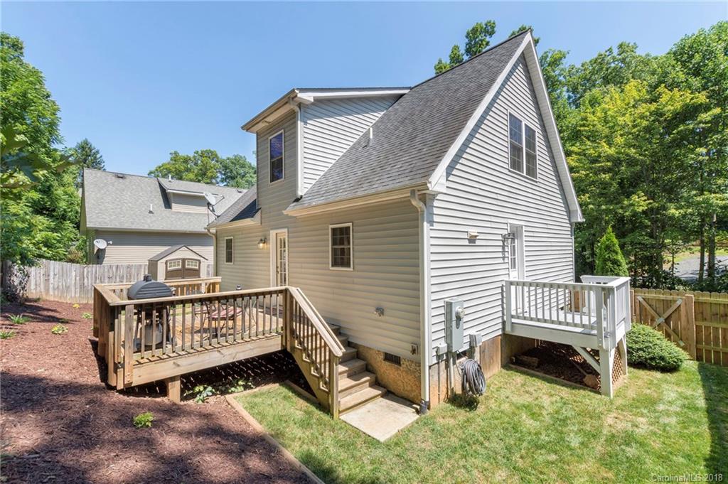 11 Asbury Cottage Drive Candler NC 28715