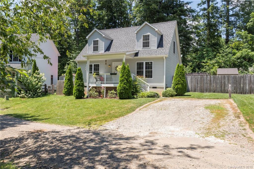 11 Asbury Cottage Drive Candler NC 28715