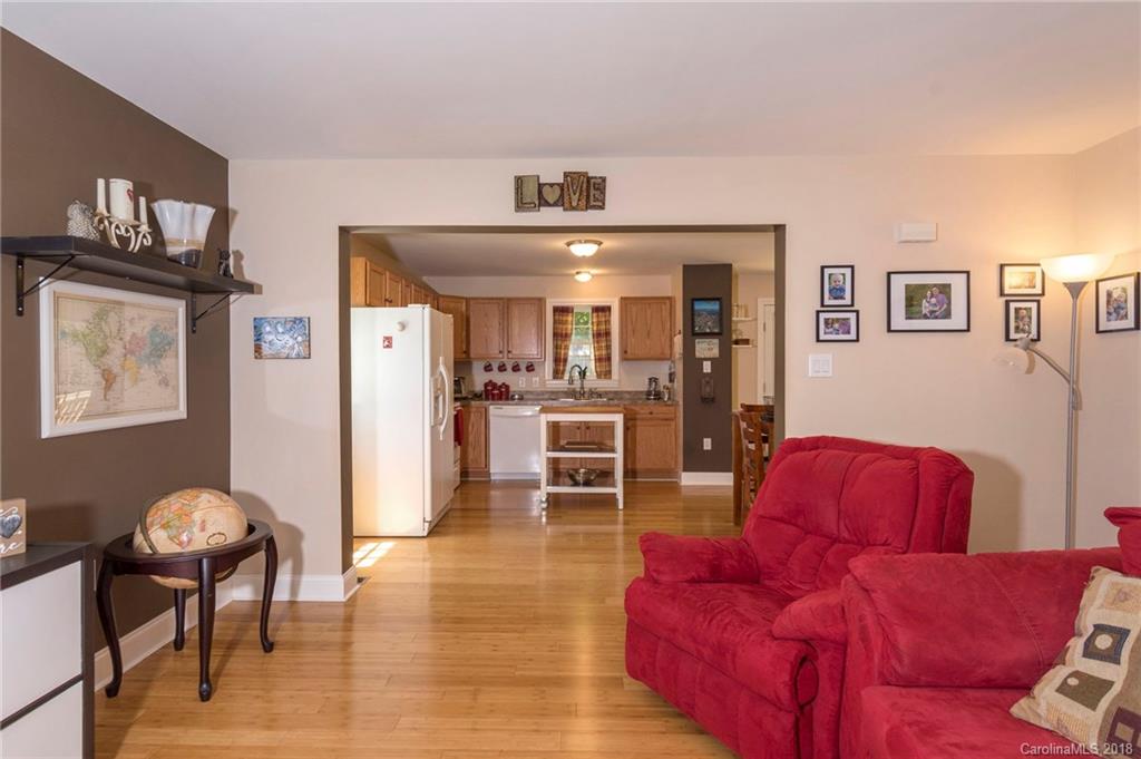 11 Asbury Cottage Drive Candler NC 28715