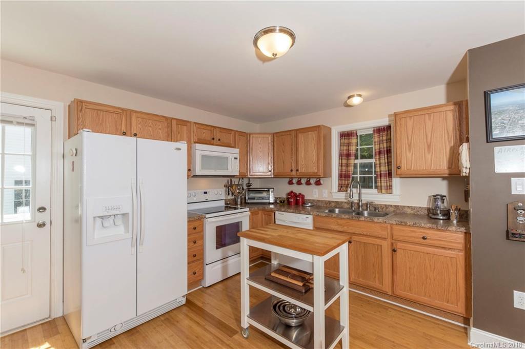 11 Asbury Cottage Drive Candler NC 28715