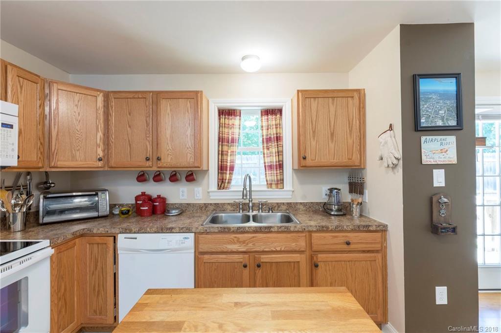 11 Asbury Cottage Drive Candler NC 28715