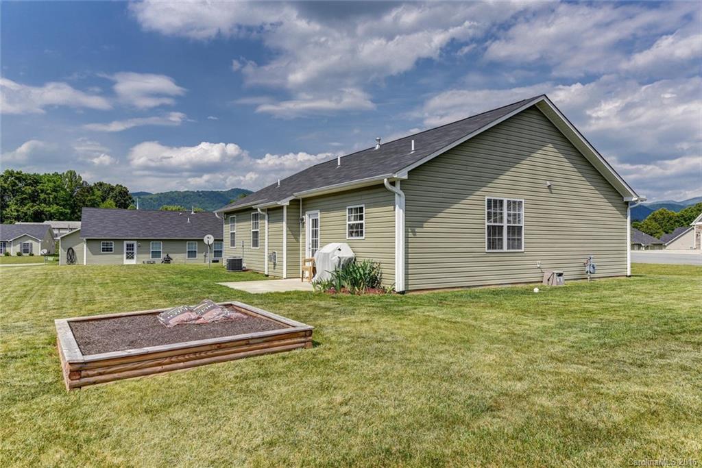 14 Thistlewood Court Weaverville NC 28787