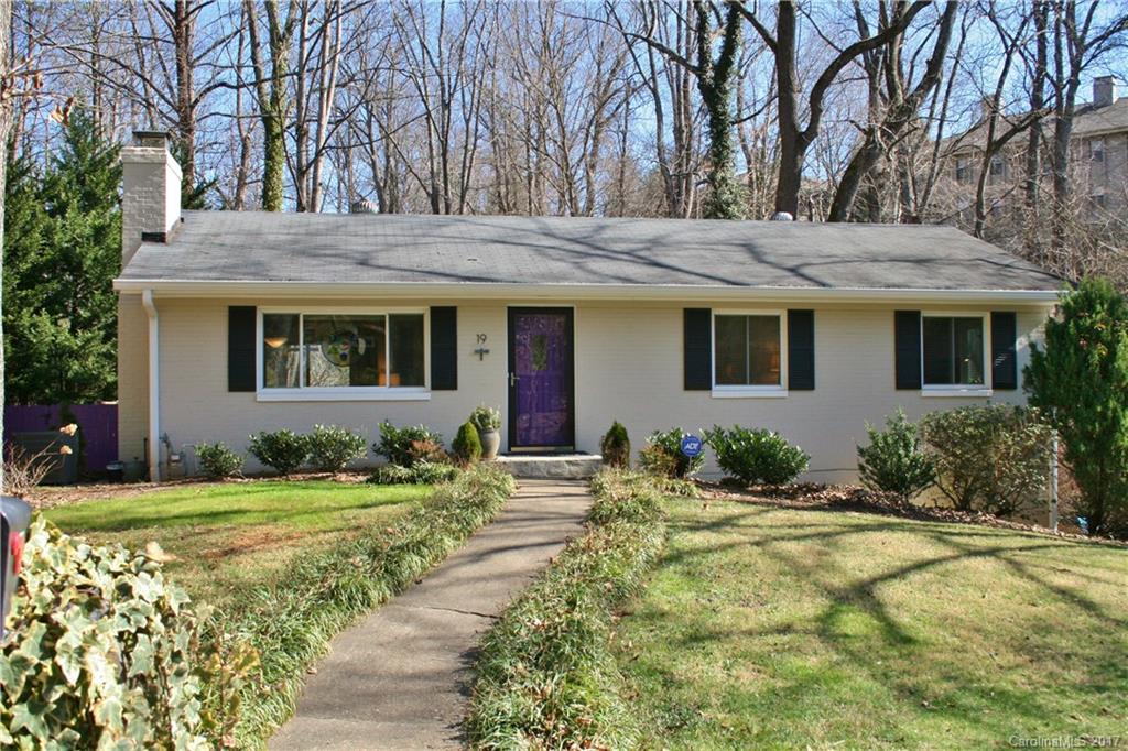 19 Pinehurst Court Asheville NC 28805