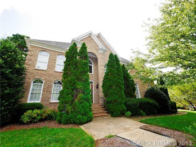 5821 Cary Ridge Drive Charlotte NC 28277