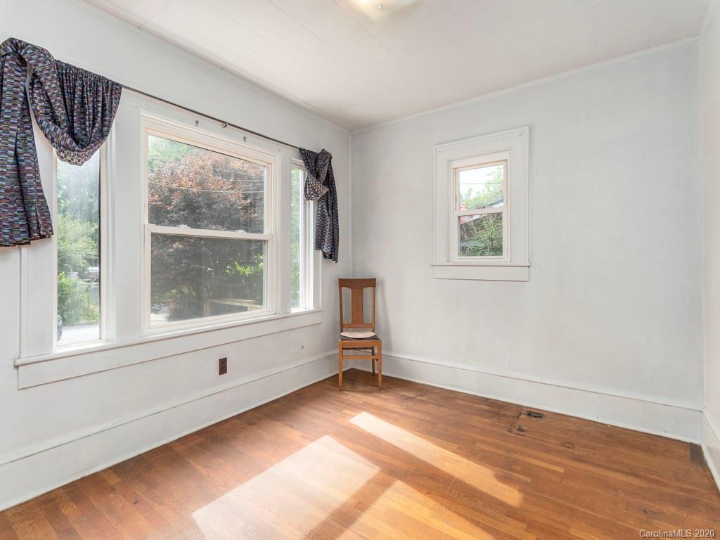 15 Covington Street Asheville NC 28806