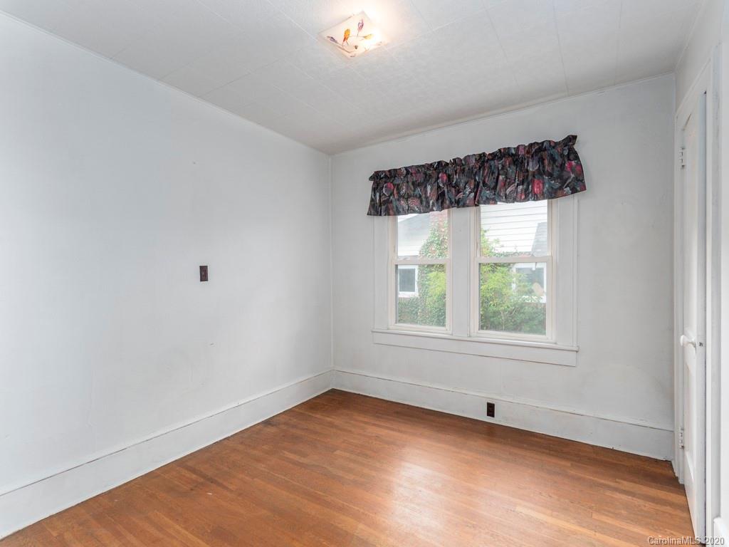 15 Covington Street Asheville NC 28806