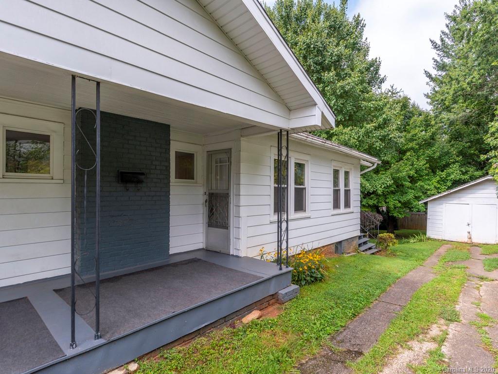 15 Covington Street Asheville NC 28806