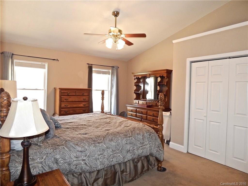 9 Eagles Nest Lane Asheville NC 28806