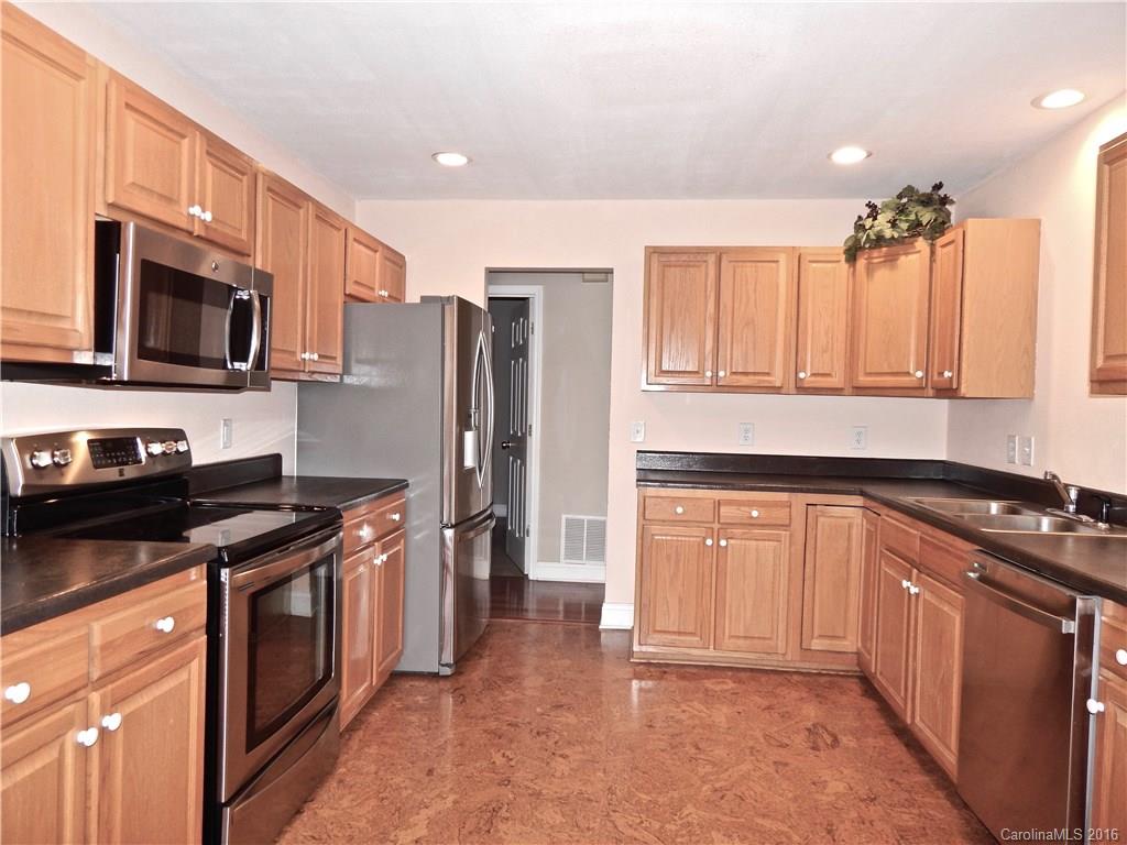 9 Eagles Nest Lane Asheville NC 28806