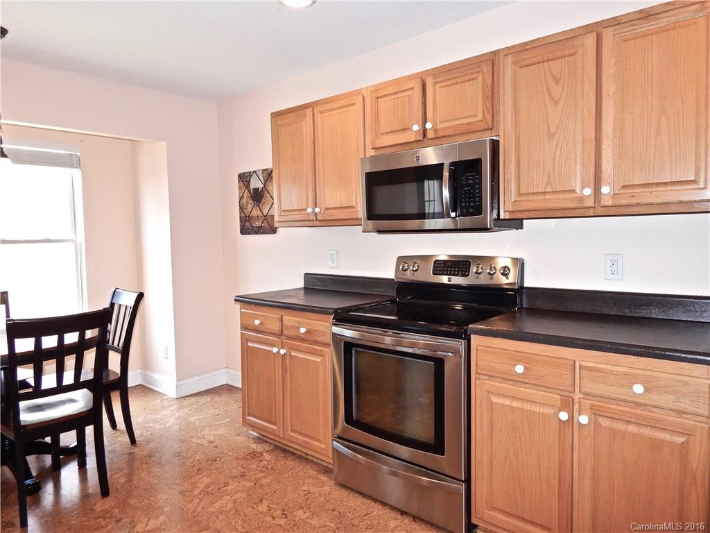 9 Eagles Nest Lane Asheville NC 28806