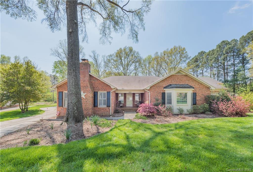 401 Briarpatch Lane Charlotte NC 28211