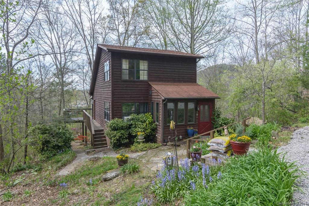 18 Katie Lane Swannanoa NC 28778