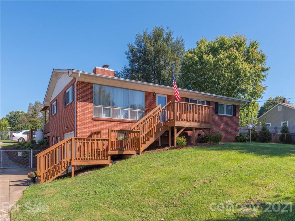 208 Painter Street Canton NC 28716