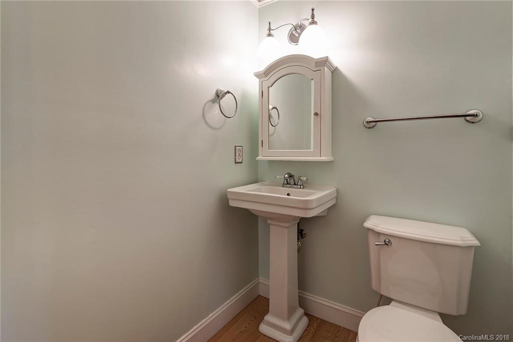 27 Coffey Circle Asheville NC 28806