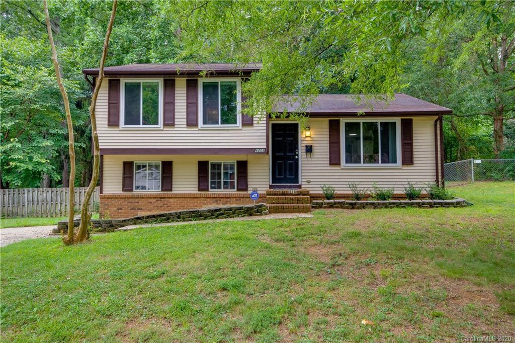 6203 Fringe Tree Drive Charlotte NC 28227