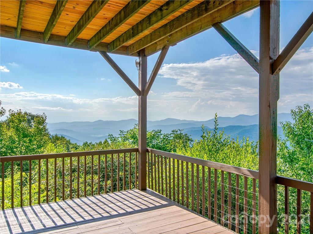190 Mountain Lily Ridge Drive Swannanoa NC 28778