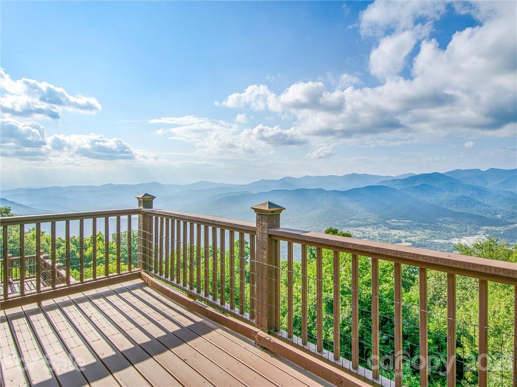 190 Mountain Lily Ridge Drive Swannanoa NC 28778
