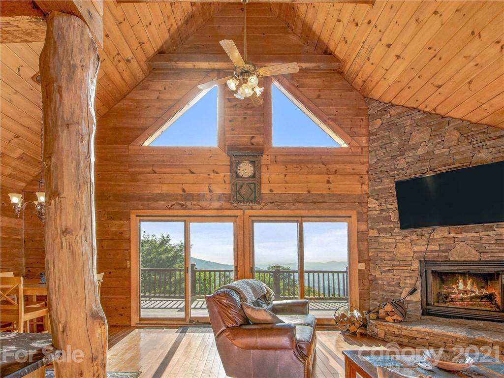 190 Mountain Lily Ridge Drive Swannanoa NC 28778