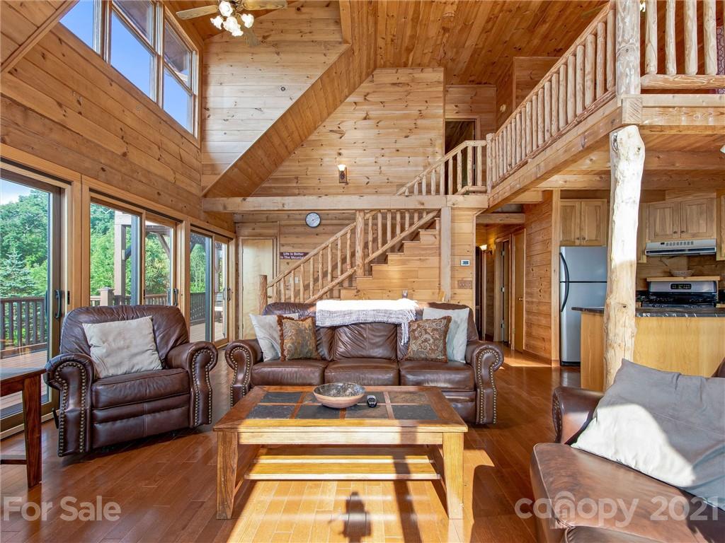 190 Mountain Lily Ridge Drive Swannanoa NC 28778
