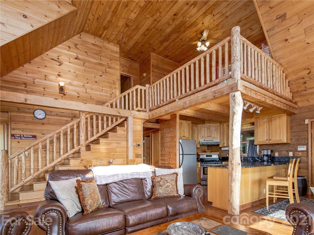 190 Mountain Lily Ridge Drive Swannanoa NC 28778