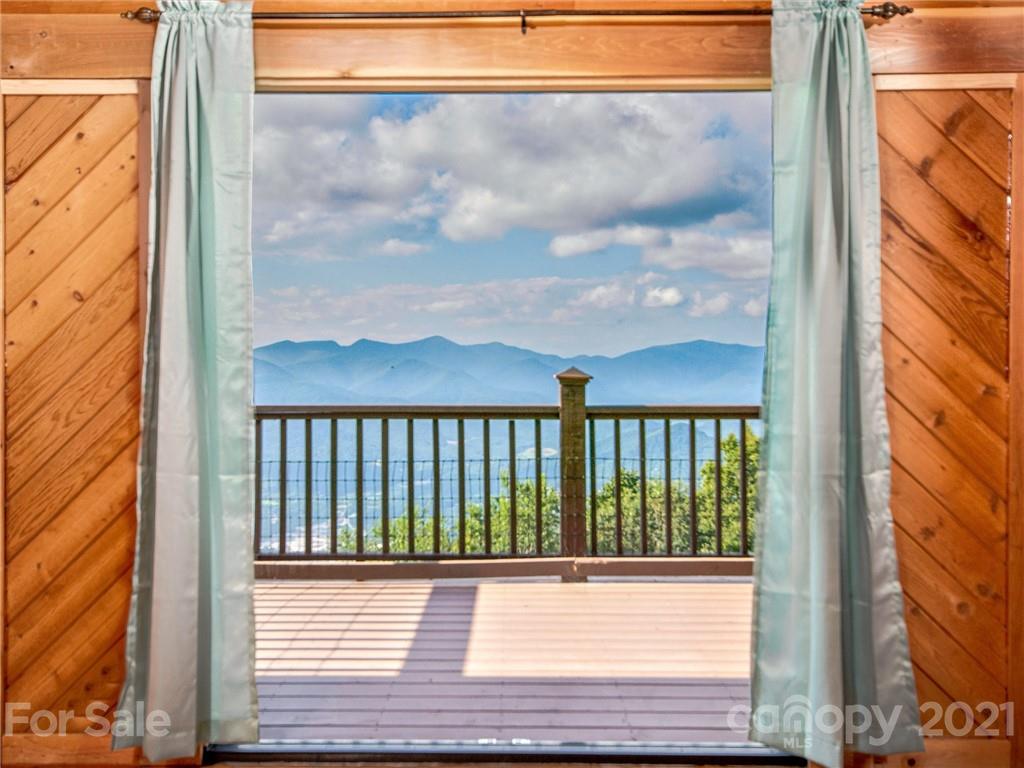 190 Mountain Lily Ridge Drive Swannanoa NC 28778
