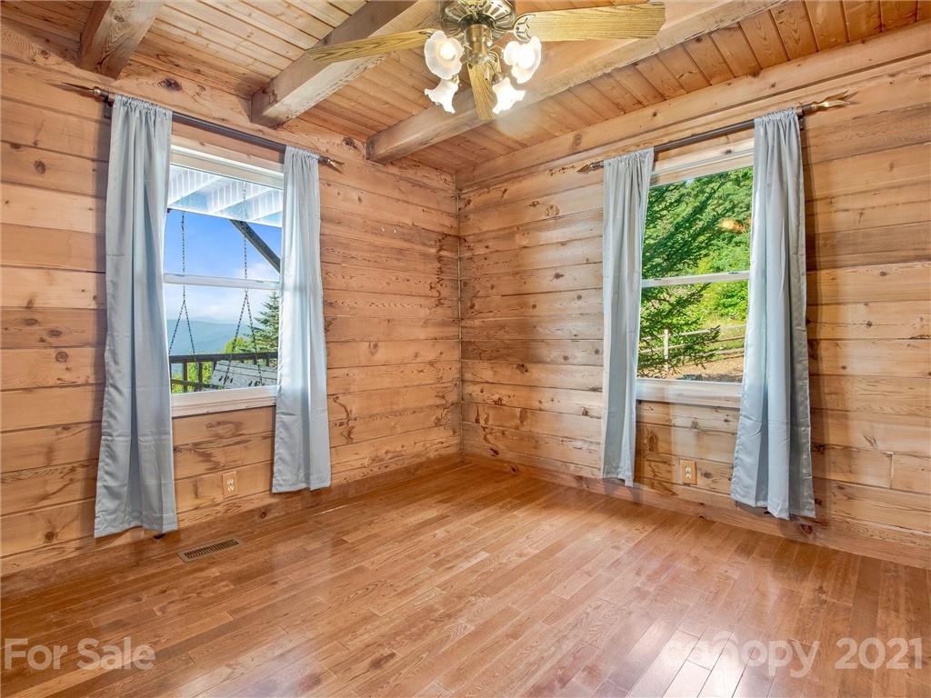 190 Mountain Lily Ridge Drive Swannanoa NC 28778