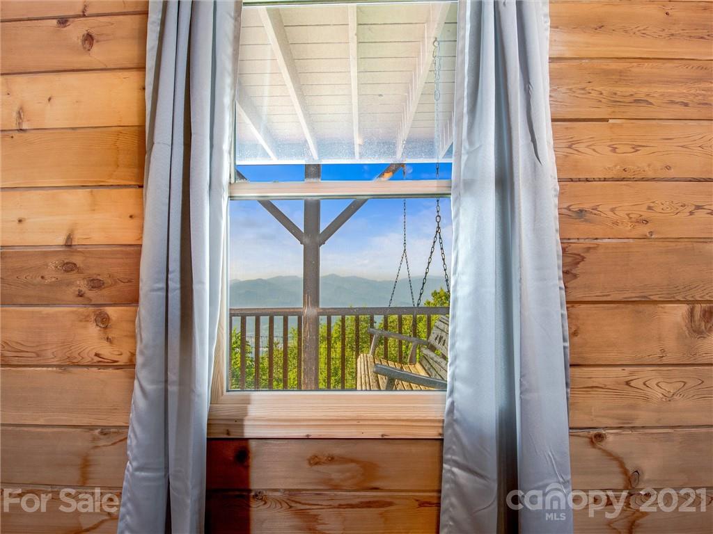 190 Mountain Lily Ridge Drive Swannanoa NC 28778