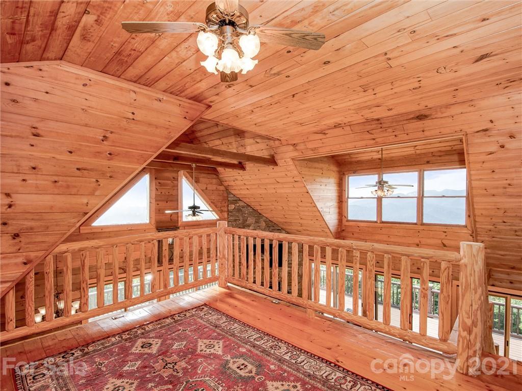 190 Mountain Lily Ridge Drive Swannanoa NC 28778