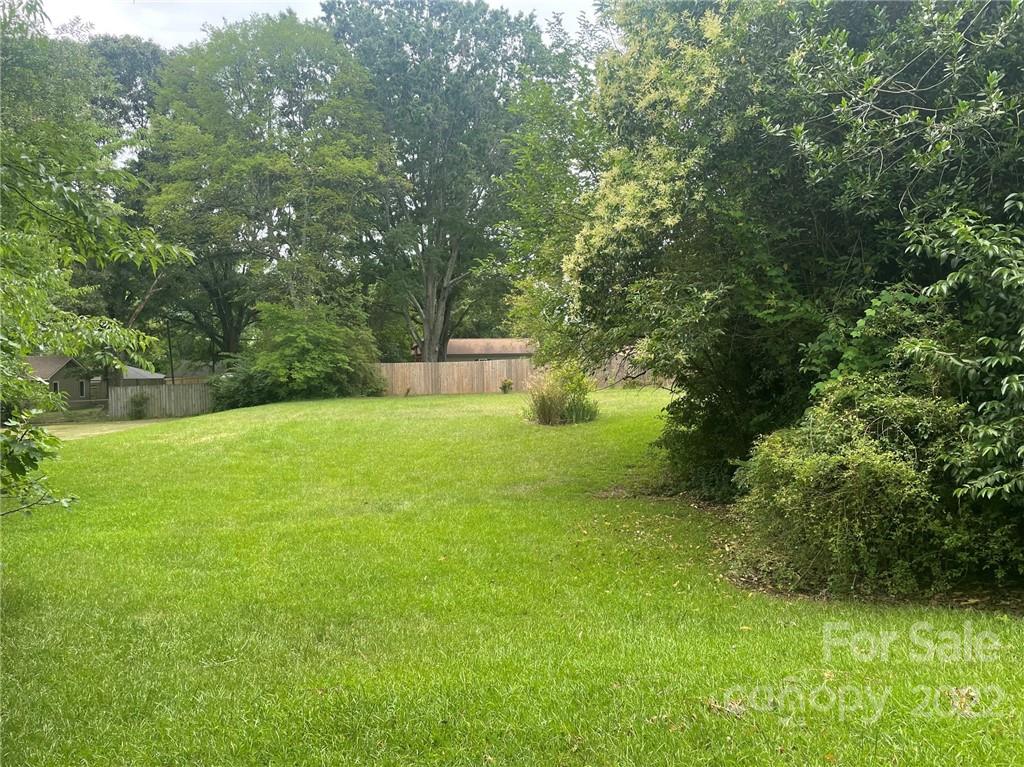 124 Ridge Drive Harrisburg NC 28075