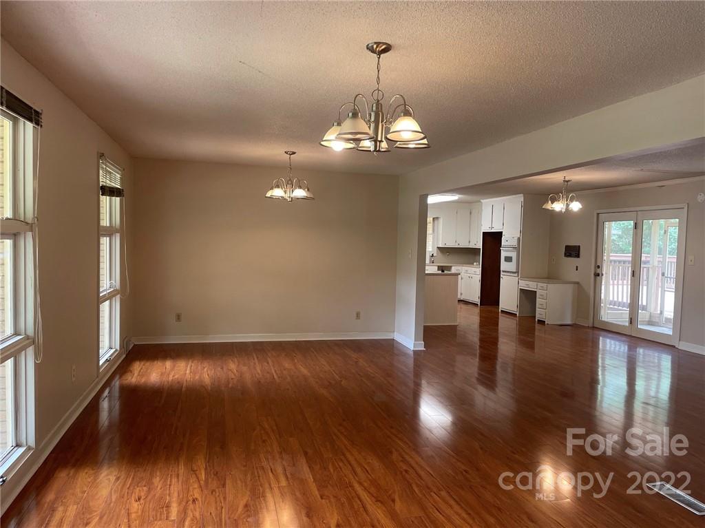 124 Ridge Drive Harrisburg NC 28075