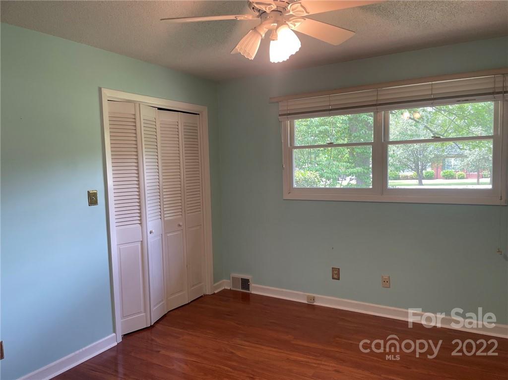 124 Ridge Drive Harrisburg NC 28075