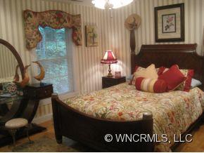 77 Ivy Cove Road Fairview NC 28730